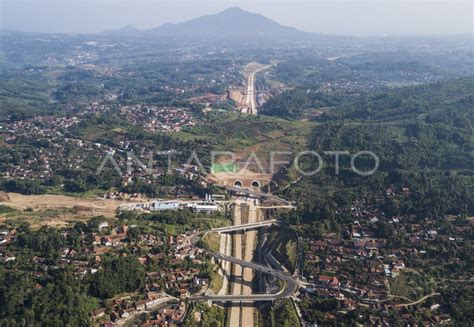 Jalur Alternatif Mudik Tol Cisumdawu Antara Foto