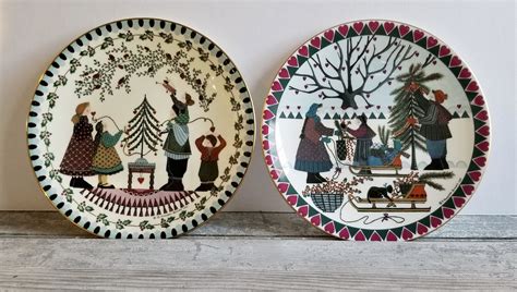 Set of 2 Christmas Folk Art Wall Plates - Limited Edition Pfaltzgraff ...