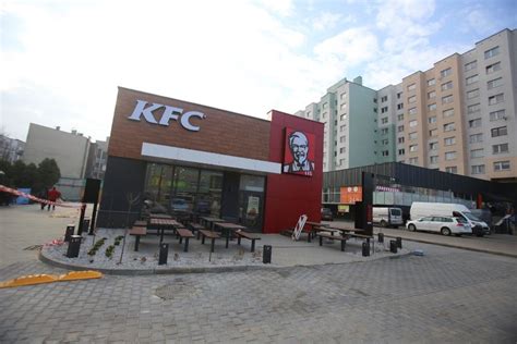 Zarobki W Restauracjach Tyle P Ac Teraz Znane Sieci Mcdonald S Kfc