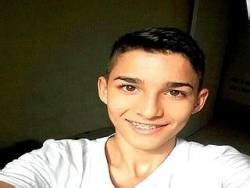 Thumbs Pro Naked Gay Guys On Webcams