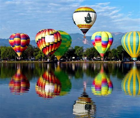 Los 5 mejores destinos para viajar en globos aerostáticos Viajes en