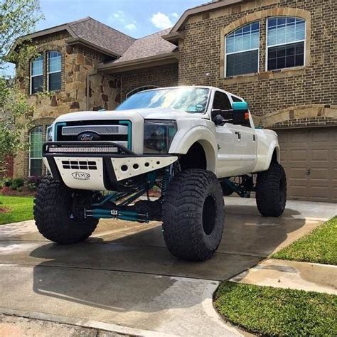 Modified Custom Lifted Chevy Trucks