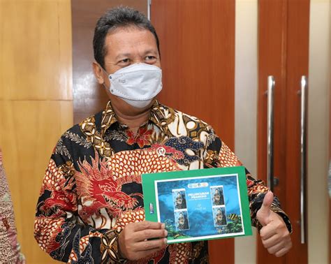 Kkp Luncurkan Prangko Seri Ikan Hias Endemik Indonesia Bppsdm