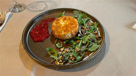 Camembert In Crusta De Panko Si Dulceata De Ardei Iute Restaurant