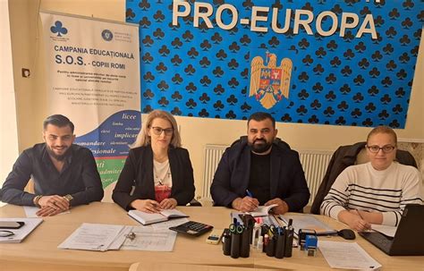 Campanie A Partidei Romilor Pentru Atragerea Copiilor Romi Din Jude