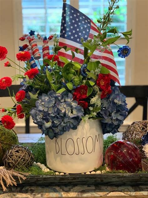 Red White And Blue Floral Centerpiece Red Geranium Floral Centerpiece