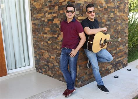 EGO João Neto e Frederico preparam CD para celebrar 10 anos de