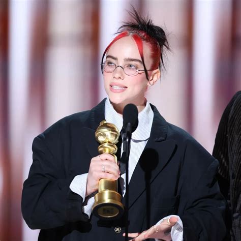 Billie Eilish ganha Globo de Ouro de Melhor Canção Atlântida SC