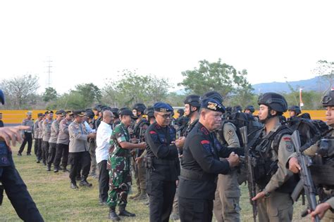 110 Personel Brimob Terbaik Polda Sulteng Dilepas Kapolda Ikuti