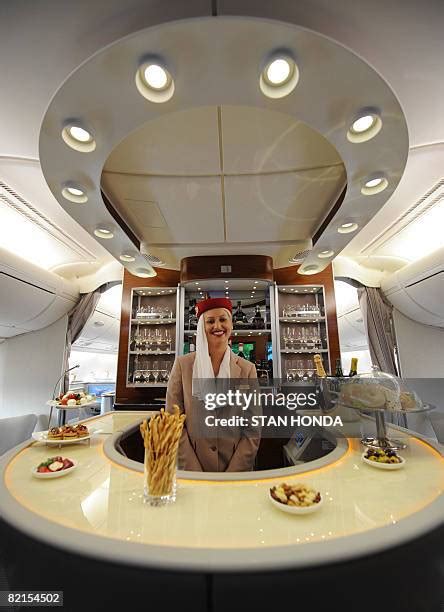 29 Emirates Airline Business Class Lounge Stock Photos, High-Res ...