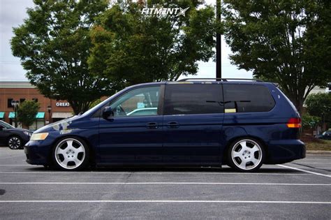 2004 Honda Odyssey EX With 19x8 SSR Vienna Dish And Achilles 235x35 On