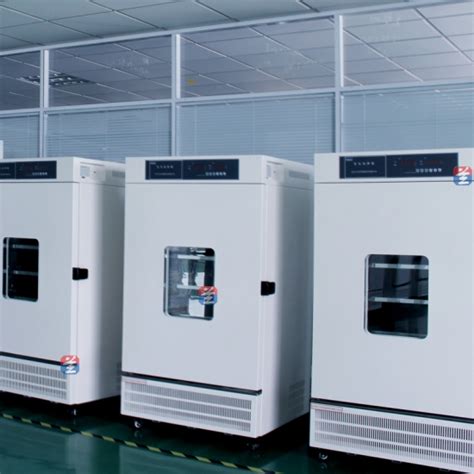 Biochemical Incubator With Large Range Temperature Test Chamber