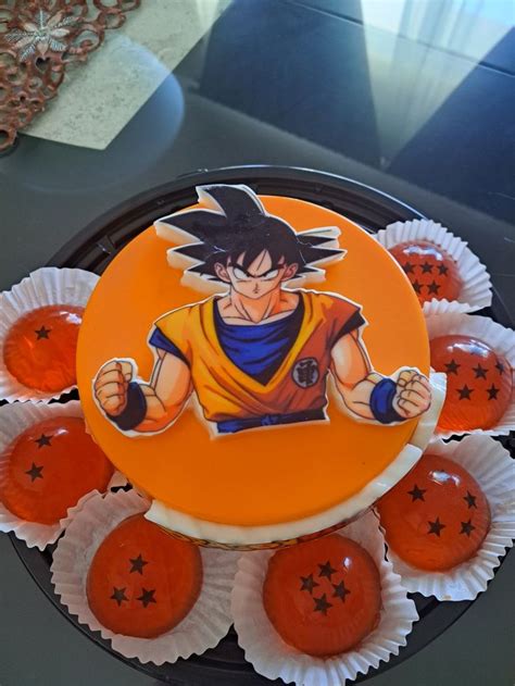 Gelatina Dragón ball en 2024 Gelatinas para fiestas Pasteles de goku