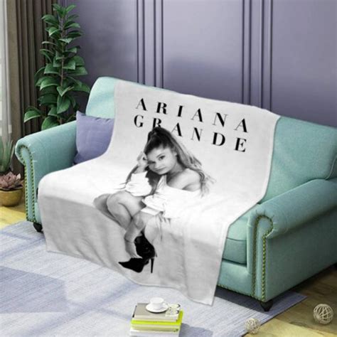 Ariana Grande Accessories | FREE Shipping Worldwide