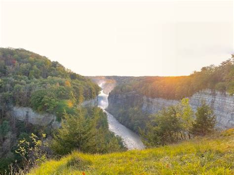 ULTIMATE GUIDE TO LETCHWORTH STATE PARK IN NEW YORK