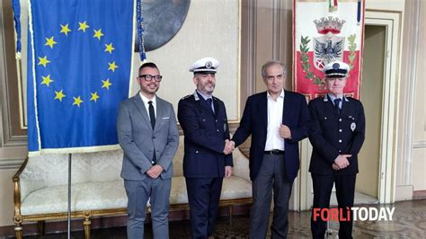 Arriva Il Nuovo Comandante Della Polizia Locale Pi Divise In Strada