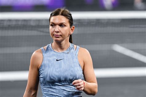 Simona Halep I A Anun At Revenirea Cu Stil O Imagine C T O Mie De Cuvinte