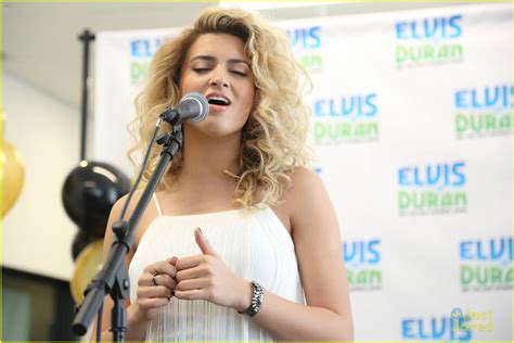 What is Tori Kelly's Go-To Karaoke Song? | Photo 829429 - Photo Gallery ...