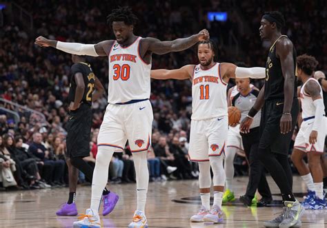 Jalen Brunson Julius Randle Power Knicks 1st Win In Toronto Since 2015