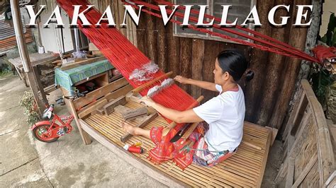 Fleeing From Basilan To Start A New Life In Zamboanga Yakan Weaving