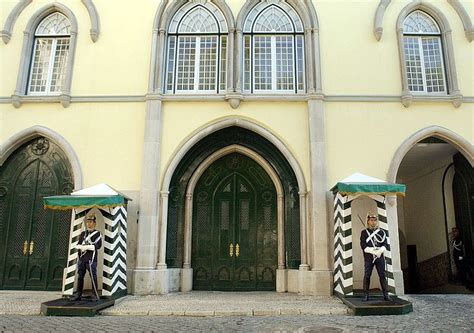 Quartel Do Carmo Est Aberto Ao P Blico The Portugal News