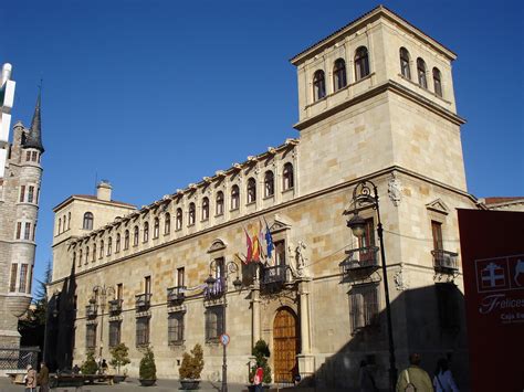 Palacio de los Guzmanes León Spain iabad56 Flickr