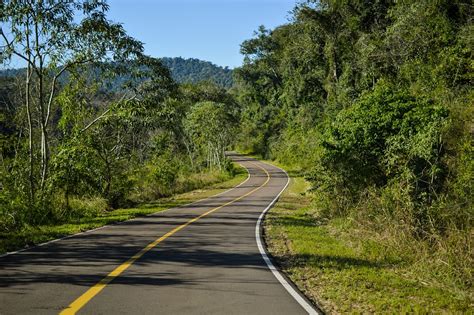 Menikmati Keindahan Dan Sejarah Kota Bandung Melalui Wisata Di Jalan