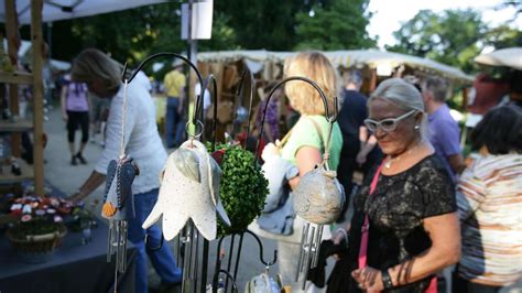 Wein Musik Und Kunsthandwerk