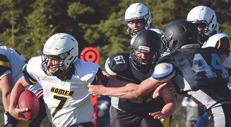 Homer football tops Nikiski | Homer News