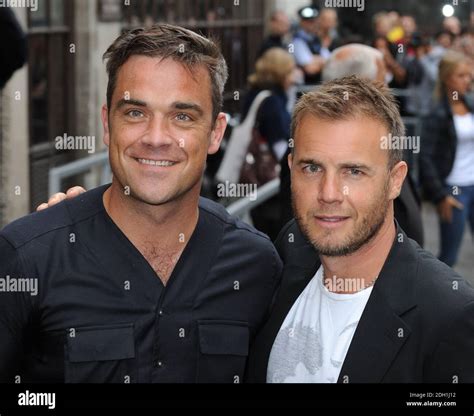 Take That Gary Barlow Robbie Williams Hi Res Stock Photography And