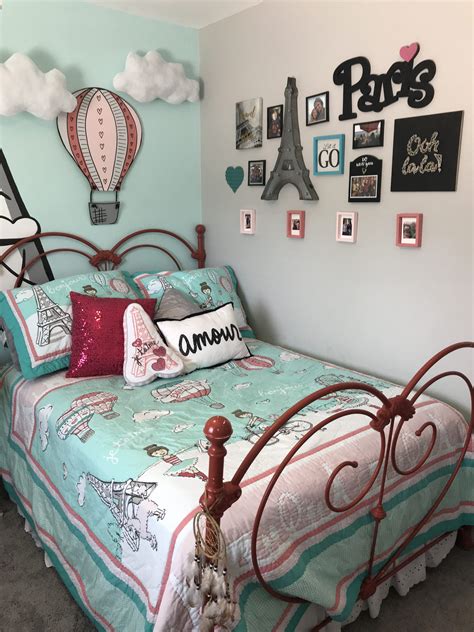 Paris Themed Bedroom