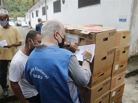 TSE confirma 55 prisões de candidatos em 14 estados neste Política