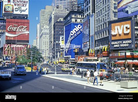 80s Nyc Times Square Hi Res Stock Photography And Images Alamy