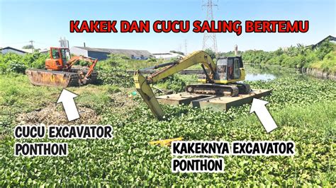 Nenek Moyang Excavator Amphibious Datang Saat Pembersihan Eceng Gondok