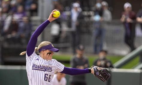 Washington Softball All American Meylan Transfers To Oklahoma State