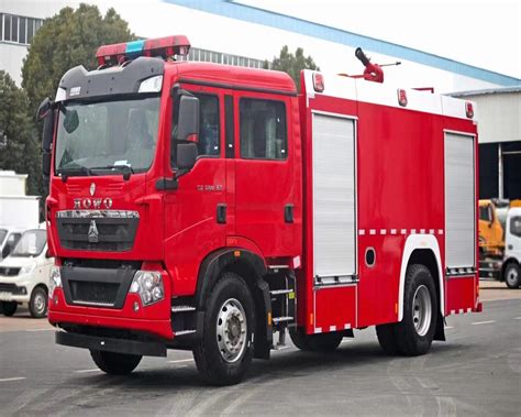 Sinotruk Howo Rescue And Firefighting Truck Ire Truck With Large