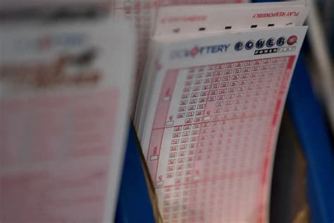 Winner Of 13 Billion Powerball Jackpot Is An Immigrant From Laos Who