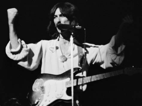 Flashback George Harrison Becomes The First Solo Beatle To Tour America Nights With Alice Cooper