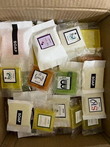 Glycerine Lemon Hotel Soap With Custom Branding Pouch Packaging Size