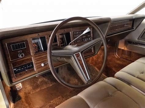 1972 Lincoln Continental Mark IV Coupe