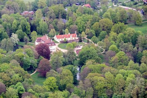 Branitz Von Oben Geb Udekomplex Im Schlo Park Von Schlo In Branitz