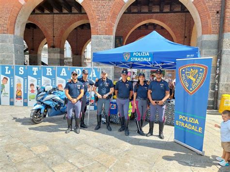 Monza Fuori GP In Piazza Roma I Bimbi Imparano A Guidare Ennesimo