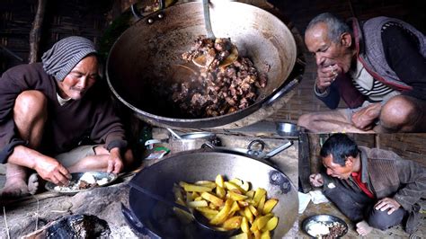 Buff Potato Curry With Rice In Buffalo Shed Himalayan Cooking