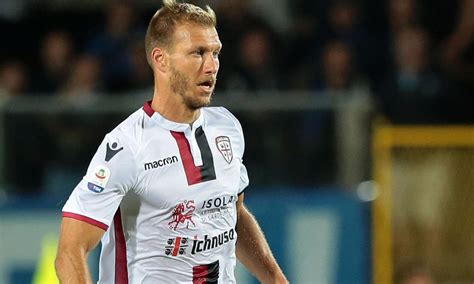 Roma Occhi Su Klavan Del Cagliari Mercato Calciomercato