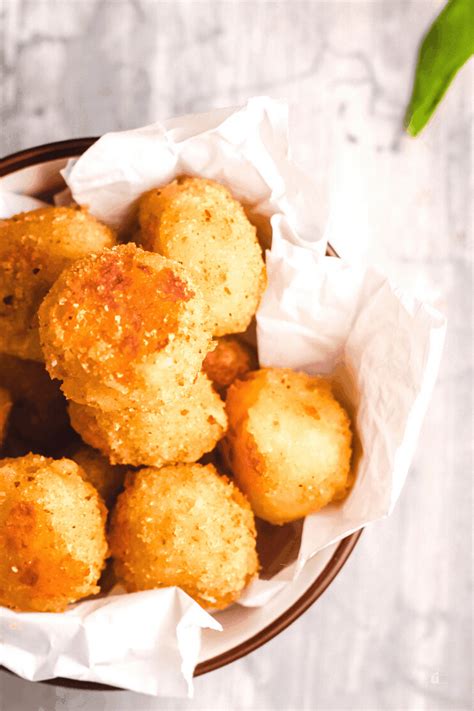 Delicious Puerto Rican Bolitas De Queso Recipe Fried Cheese Balls