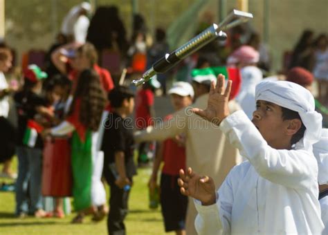 Niño Del árabe Del Día Nacional De Los UAE Imagen editorial Imagen de