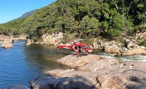 Trag Dia Jovem Que Se Banhava Em Cachoeira Morre Afogado O Jornaleiro