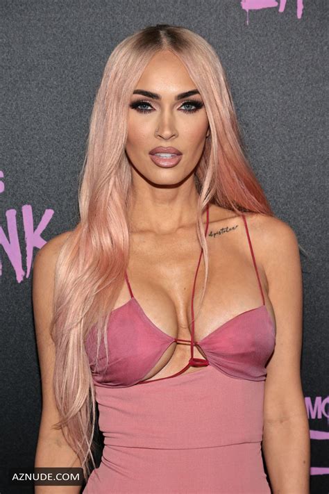 Megan Fox Sexy Seen Showcasing Her Hot Body In Pink At Machine Gun Kellys Life In Pink Premiere