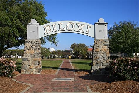 Welcome To Biloxi Historic Biloxi Welcome Sign Gravescout Flickr