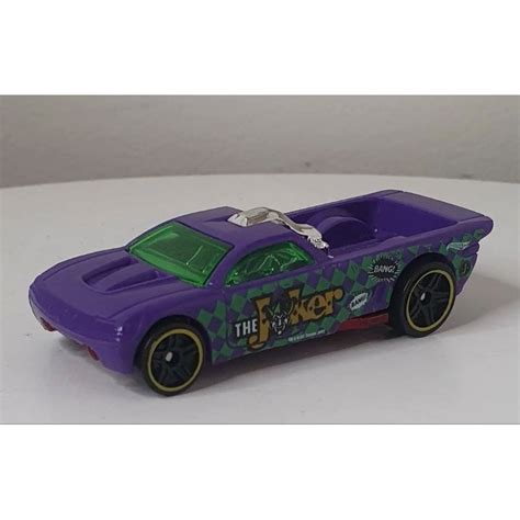 Carrinho Miniatura Hot Wheels Joker Coringa Roxo Loose Shopee Brasil